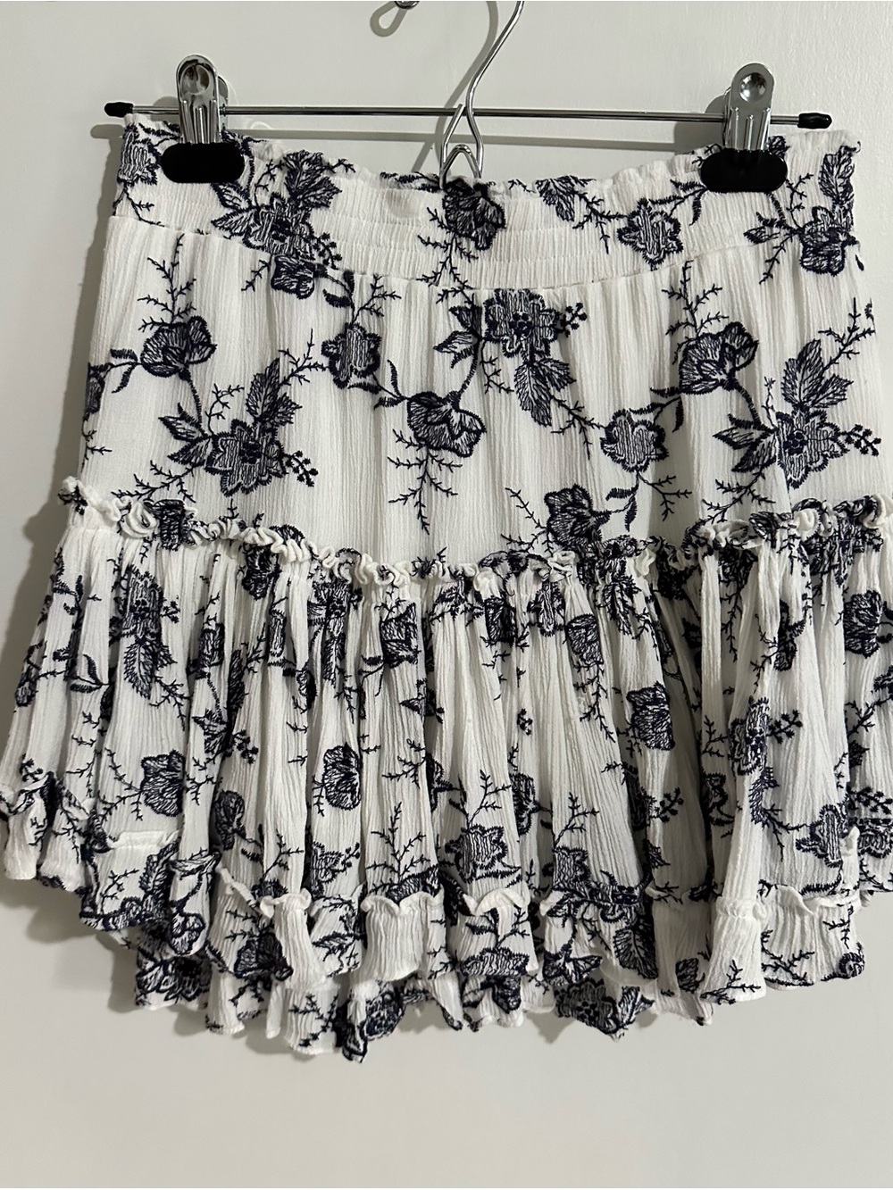 MISA Los Angeles Andra Hi-Low Ruffle Mini Skirt Navy & White Size M